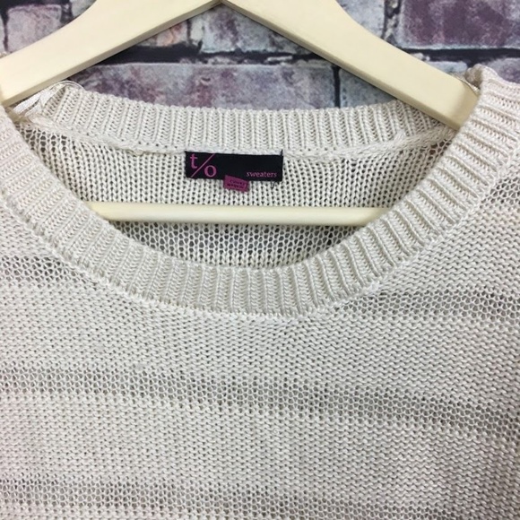 T/O (B1-13) Crop Sweater Scoop Neck - Picture 3 of 8